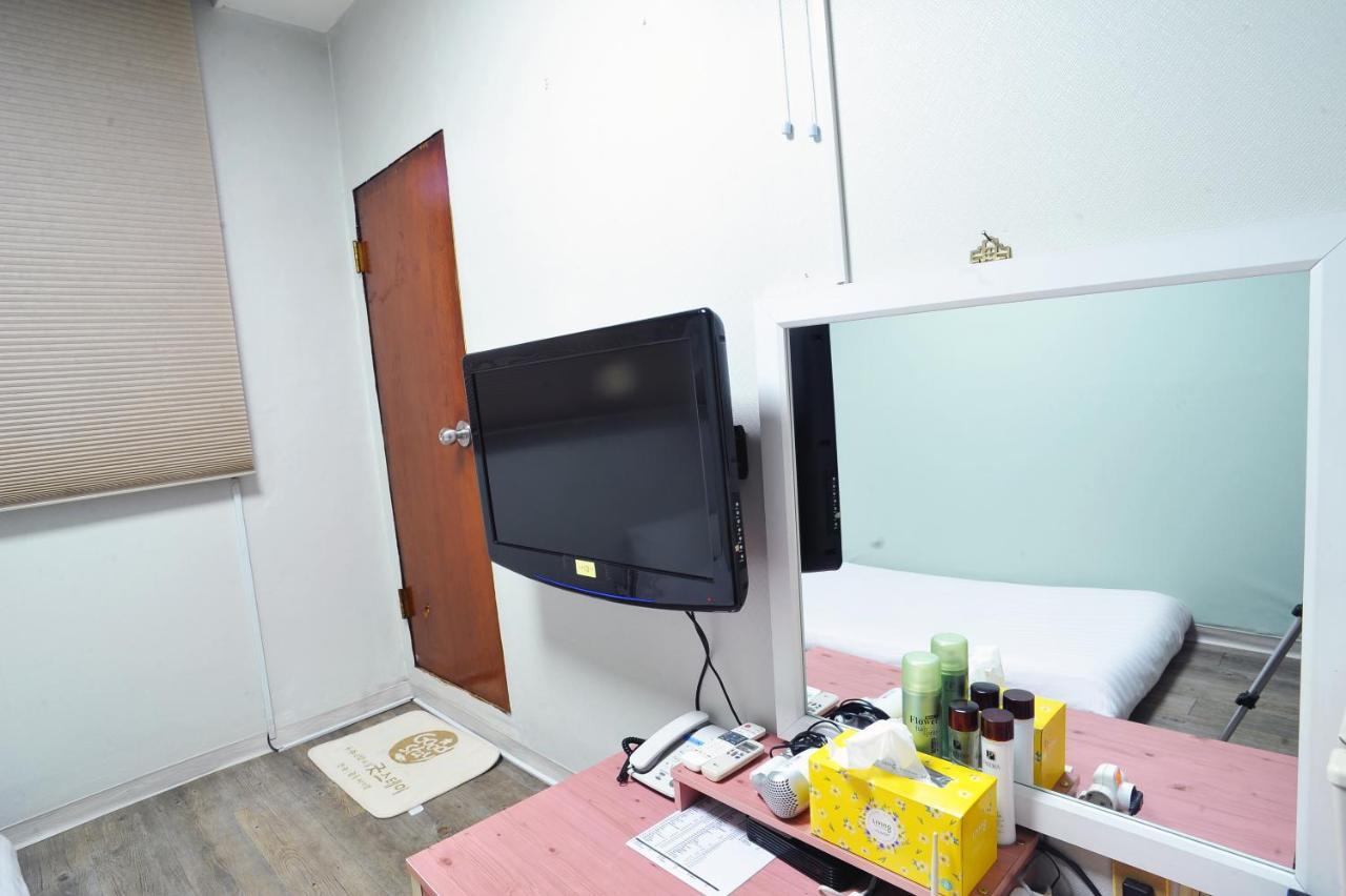 Saewha Hostel Seoul Eksteriør billede